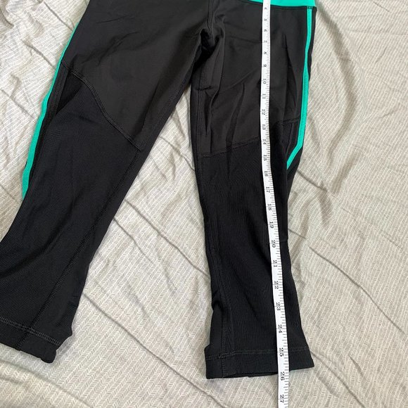 lululemon 15" crop - Picture 2 of 11